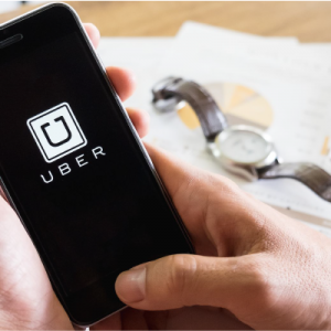 uber despide a 400 empleados